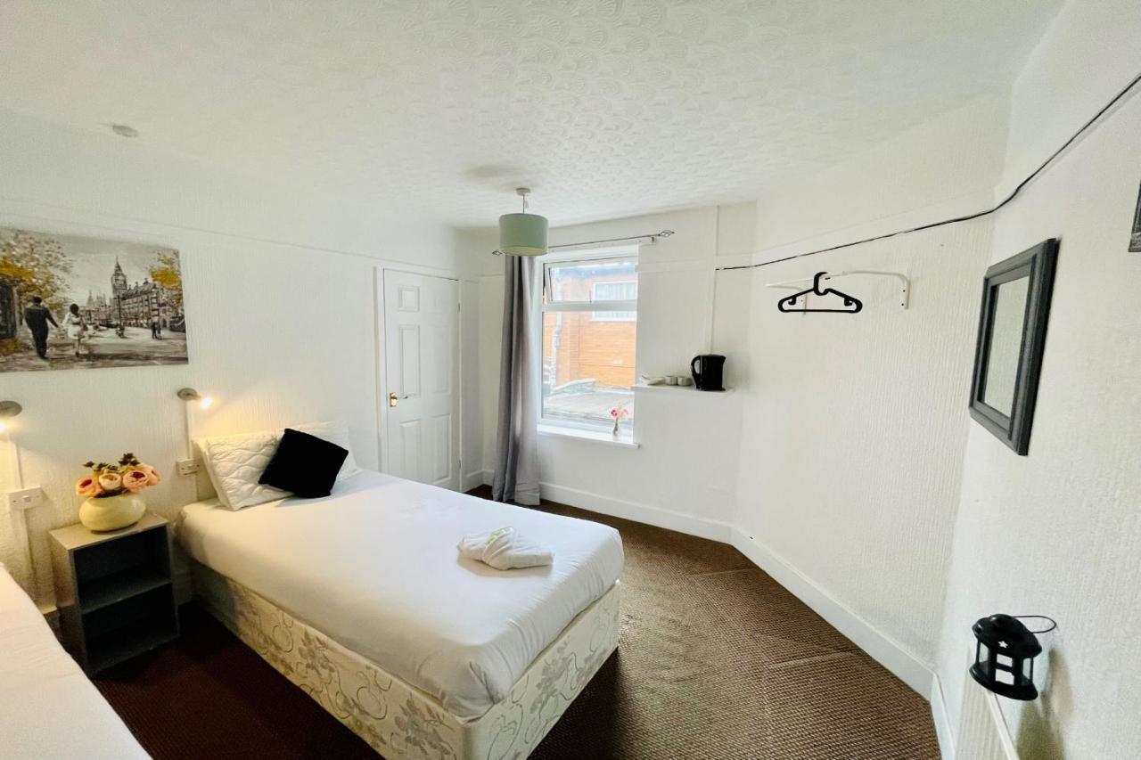 Oyo The Sun Hotel Skegness Buitenkant foto