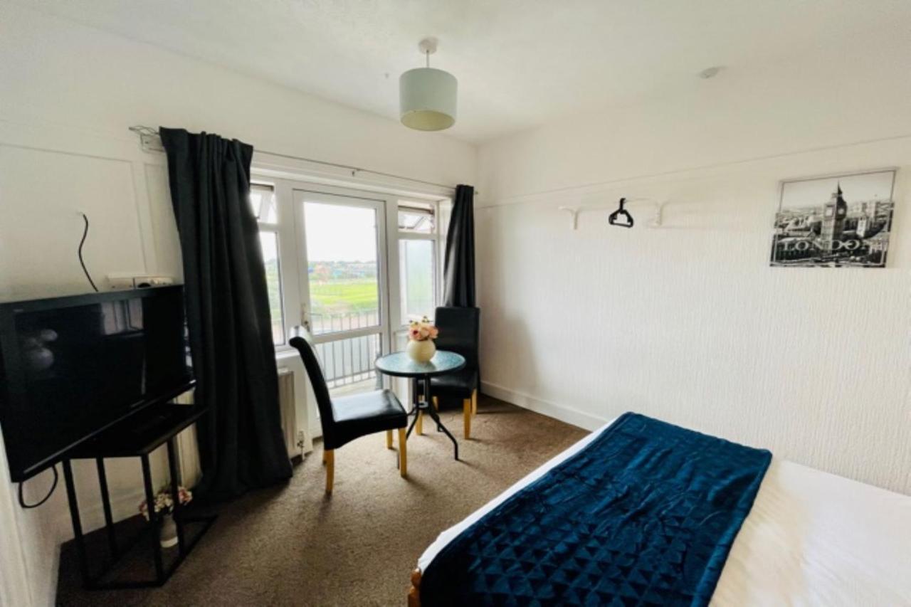 Oyo The Sun Hotel Skegness Buitenkant foto